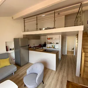 https://les-gabians-t3-duplex-65m2-vue-mer.fr-provencehotel.com