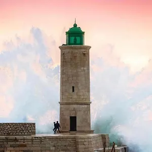 https://sleep-in-cassis.fr-provencehotel.com